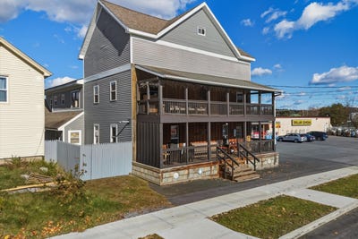 /international/us/415-palmer-avenue-corinth-ny-110120459725/