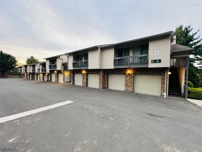/international/us/16-karam-cir-west-orange-twp-nj-110120106895/