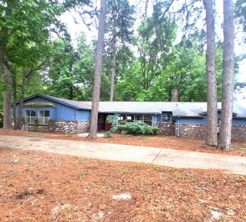 /international/us/207-wildwood-drive-texarkana-tx-110108617944/