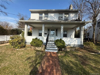 /international/us/15-maple-grove-street-great-neck-ny-110106351723/