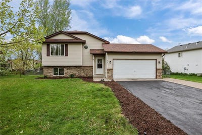 /international/us/518-horseshoe-lane-braham-mn-110108199202/