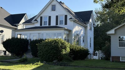 /international/us/514-s-4th-street-hoopeston-il-110110368573/