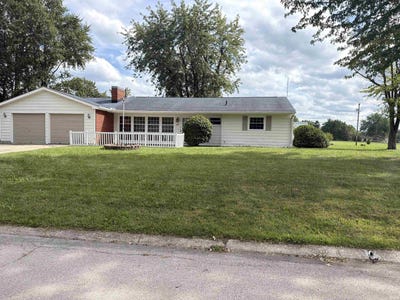 /international/us/300-e-mayfair-lane-hartford-city-in-110120465869/