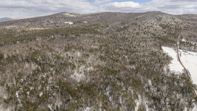 /international/us/kimball-hill-road-bethel-me-110107401322/