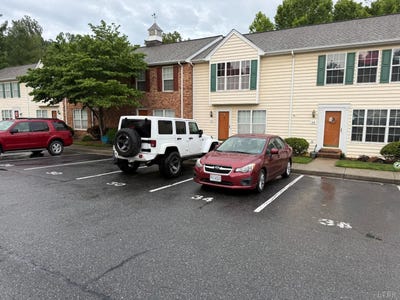 /international/us/30-mulberry-circle-lynchburg-va-110108337610/