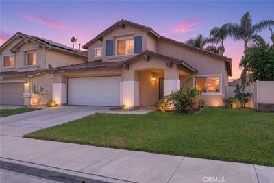 /international/us/32205-corte-illora-temecula-ca-110119957876/