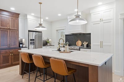 /international/us/3508-n-pinehurst-circle-manhattan-ks-110107727333/