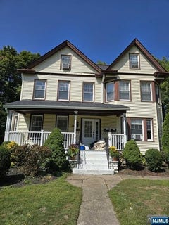 /international/us/542-doremus-avenue-glen-rock-nj-110107654272/