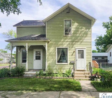 /international/us/120-nw-elm-street-sleepy-eye-mn-110119368735/