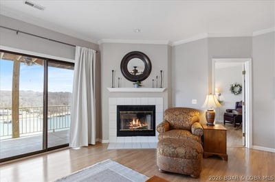 /international/us/182-bluff-boulevard-camdenton-mo-110107961563/