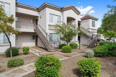 /international/us/1941-s-pierpont-drive-mesa-az-110120580664/