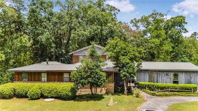/international/us/161-magnolia-avenue-satsuma-al-110108302637/