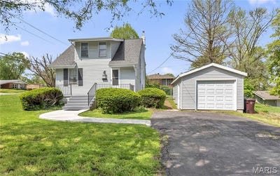 /international/us/3203-chaucer-avenue-st-ann-mo-110107434086/