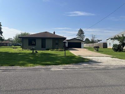 /international/us/415-w-livingston-road-streator-il-110106276563/