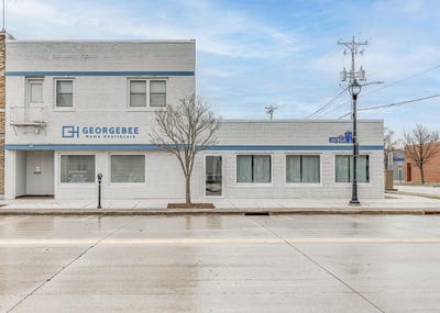 /international/us/831-michigan-avenue-sheboygan-wi-110107194639/