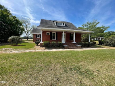 /international/us/779-chalybeate-springs-road-angier-nc-110107284489/