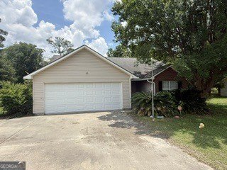 /international/us/64-edinburgh-drive-tifton-ga-110108750145/