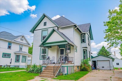 /international/us/215-n-main-street-reeseville-wi-110100511682/