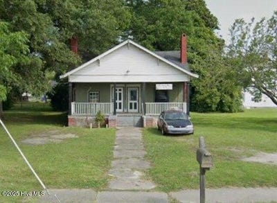 /international/us/1102-dickinson-avenue-greenville-nc-110104193372/