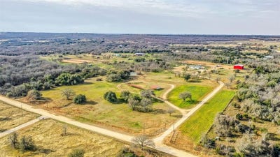 /international/us/717-private-road-710-stephenville-tx-110097586488/