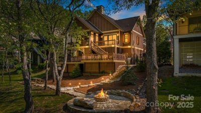 /international/us/36-chimney-stone-way-cullowhee-nc-110099183492/