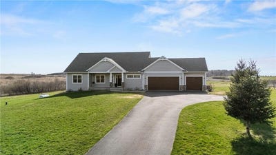 /international/us/4-170th-street-pleasant-valley-twp-wi-110107503947/