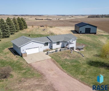 /international/us/25280-480th-ave-garretson-sd-110100729301/?lang=en
