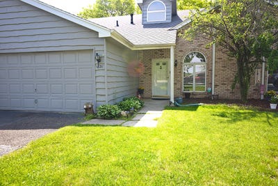 /international/us/1831-springvale-drive-crown-point-in-110100264238/
