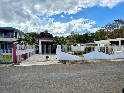 /international/us/507-vicenta-arroyo-manati-pr-110107884022/