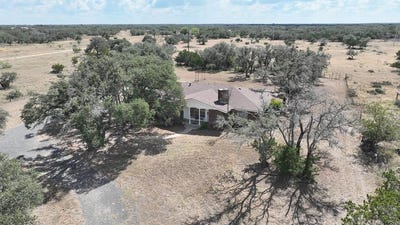 /international/us/601-other-rocksprings-tx-110105039547/
