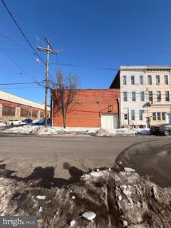 /international/us/355-n-8th-street-reading-pa-110105383882/