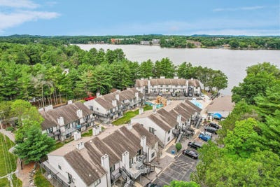 /international/us/1093-canyon-road-wisconsin-dells-wi-110096003139/