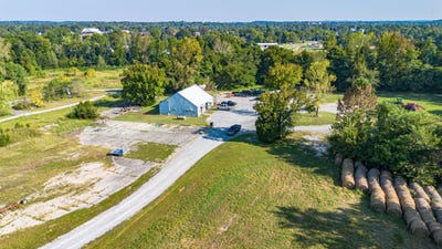 /international/us/300-spar-mill-road-marion-ky-110120151391/