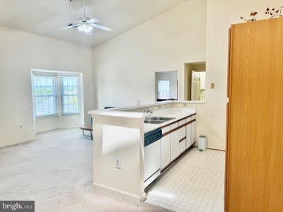 /international/us/665-constellation-square-se-leesburg-va-110101199075/