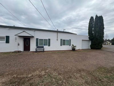 /international/us/406-4th-street-moose-lake-mn-110106219241/
