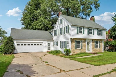 /international/us/1107-8th-avenue-wellman-ia-110109612434/