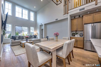 /international/us/27-heritage-lane-woodbridge-ct-110106693596/