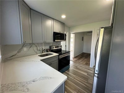 /international/us/68-massachusetts-avenue-congers-ny-110106176034/