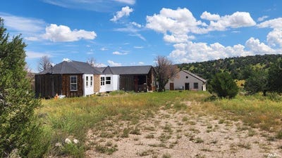 /international/us/53-horseshoe-trail-quemado-nm-110108828015/