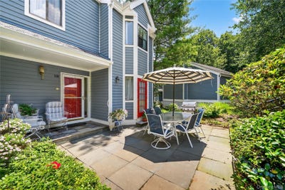 /international/us/116-valleyview-road-irvington-ny-110107087757/