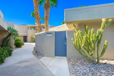 /international/us/71945-eleanora-lane-rancho-mirage-ca-110101065188/