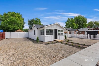 /international/us/312-e-idaho-ave-meridian-id-110109062487/