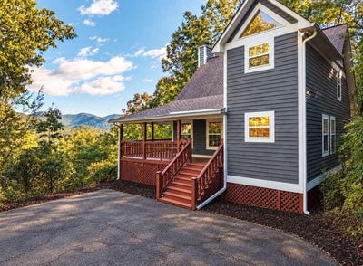 /international/us/2104-pooh-corner-hiawassee-ga-110120103965/