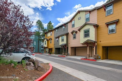 /international/us/2451-w-pikes-peak-drive-flagstaff-az-110120417752/