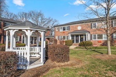 /international/us/218-pitney-pl-morris-twp-nj-110105194699/