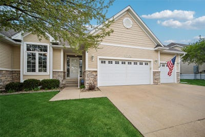 /international/us/12208-madison-avenue-urbandale-ia-110107924101/