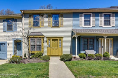 /international/us/258-grassmere-court-aberdeen-nj-110107811204/
