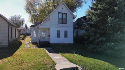 /international/us/825-11th-avenue-south-clinton-ia-110095524376/