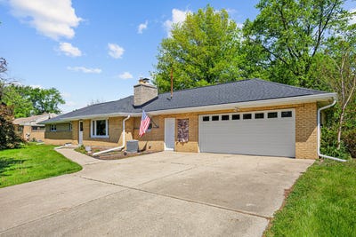 /international/us/3256-otto-street-lansing-il-110108629184/