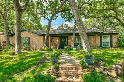 /international/us/1328-kathryn-street-hurst-tx-110101026229/